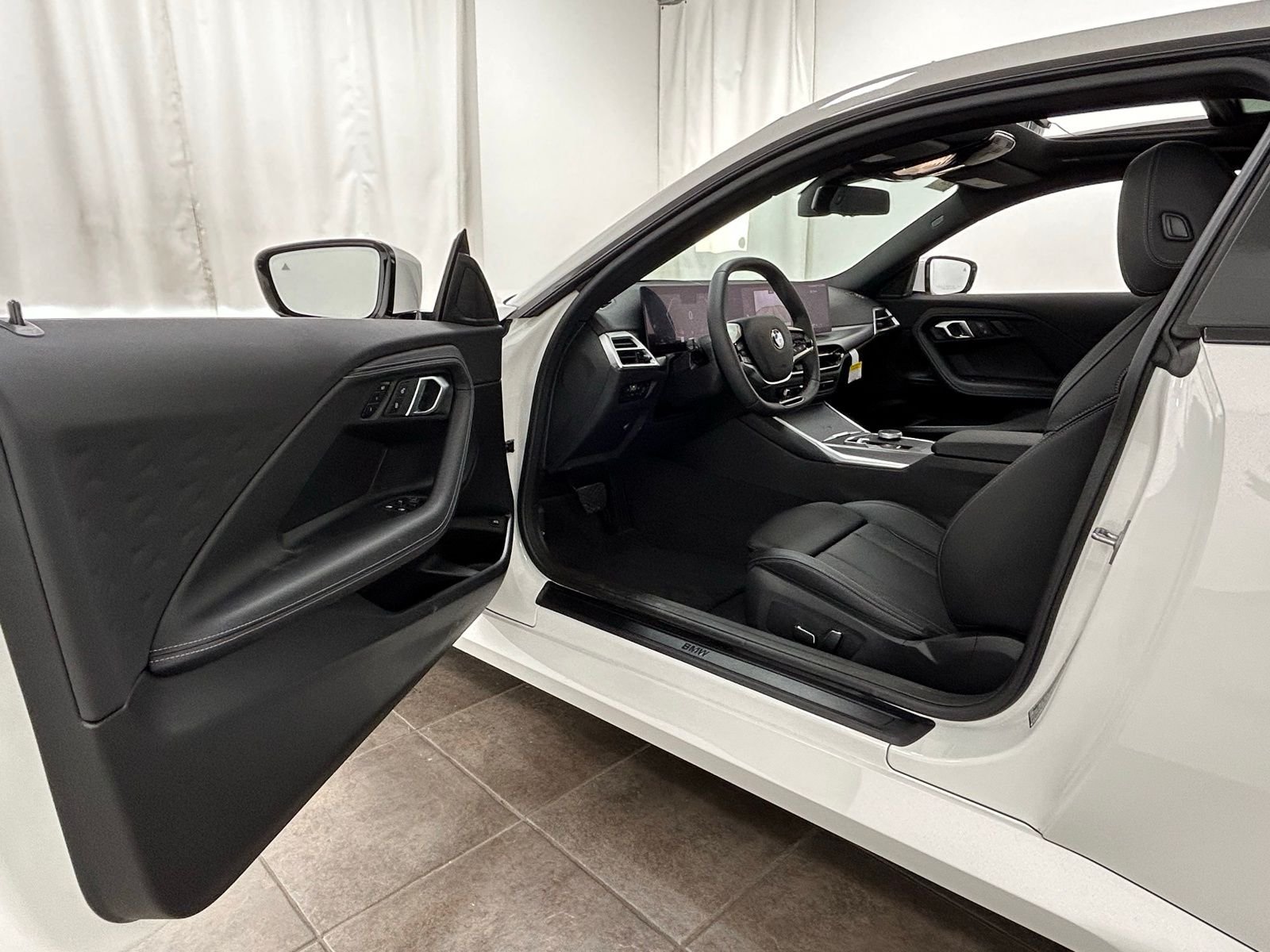 2025 BMW 2 Series 230i - Photo 24