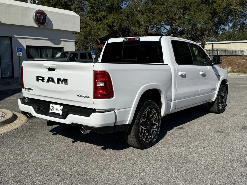 2026 RAM 1500 Laramie - Photo 4