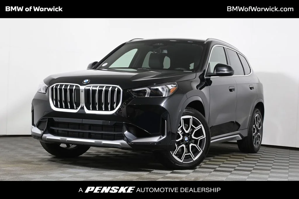 New 2027 Black BMW xDrive28i image 1