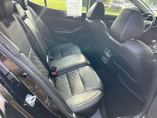 Used 2021 Black Nissan 3.5 SL image 22