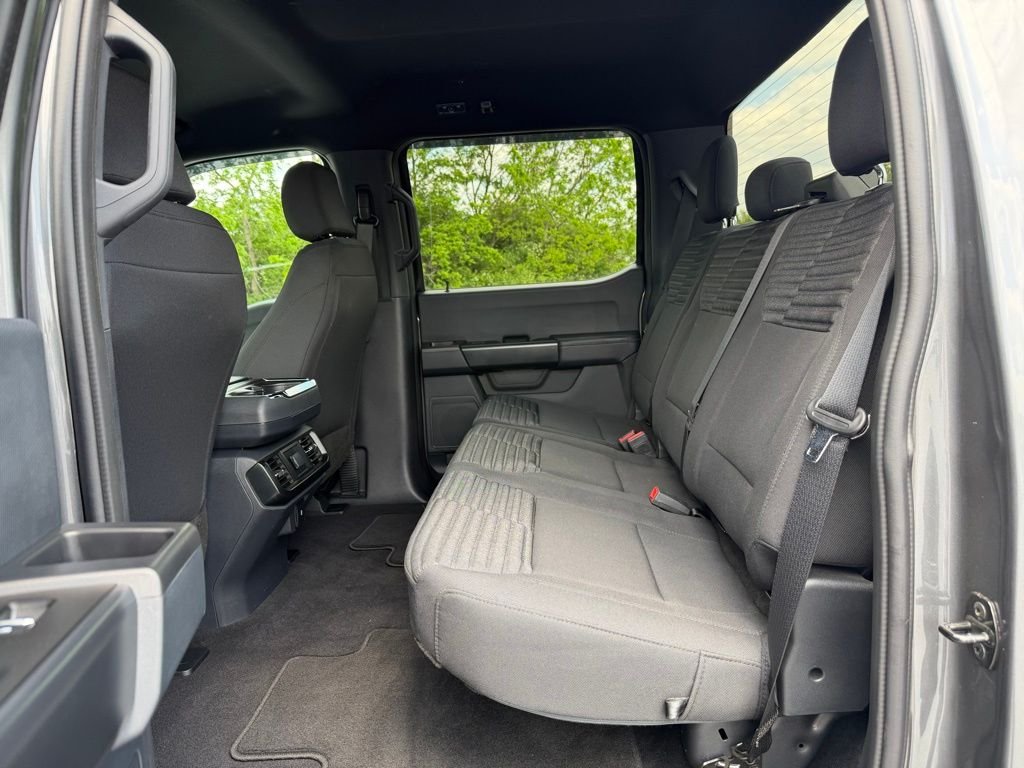 Used 2023 Gray Ford XL image 19