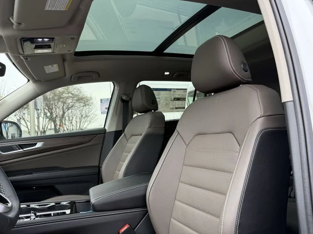 New 2026 White Volkswagen 2.0T SEL image 17