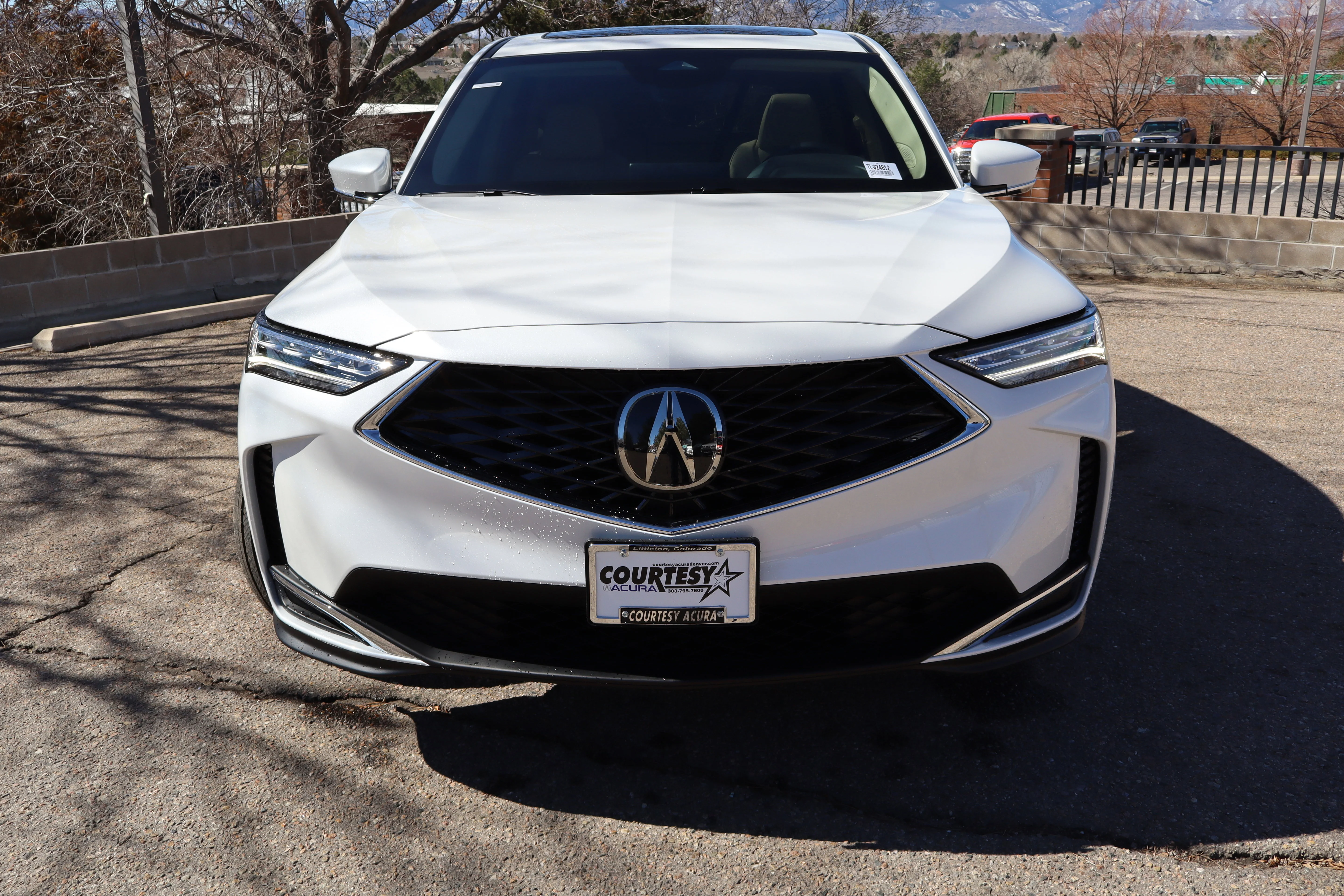 New 2026 Platinum White Pearl Acura 4MDX image 2