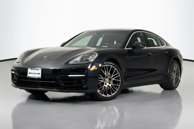2023 Porsche Panamera Platinum Edition