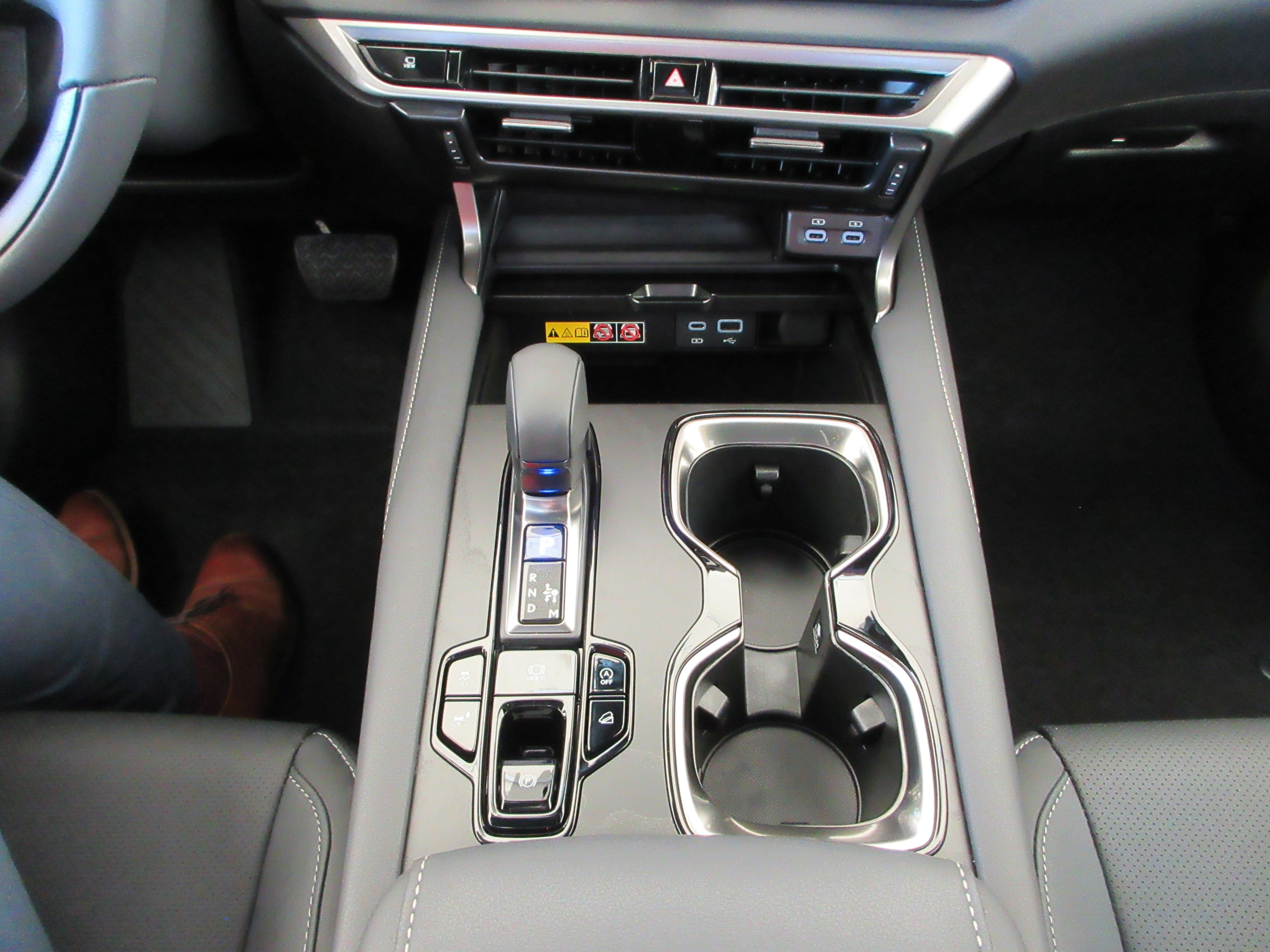New 2026 Nori Green Pearl Lexus PREMIUM image 42