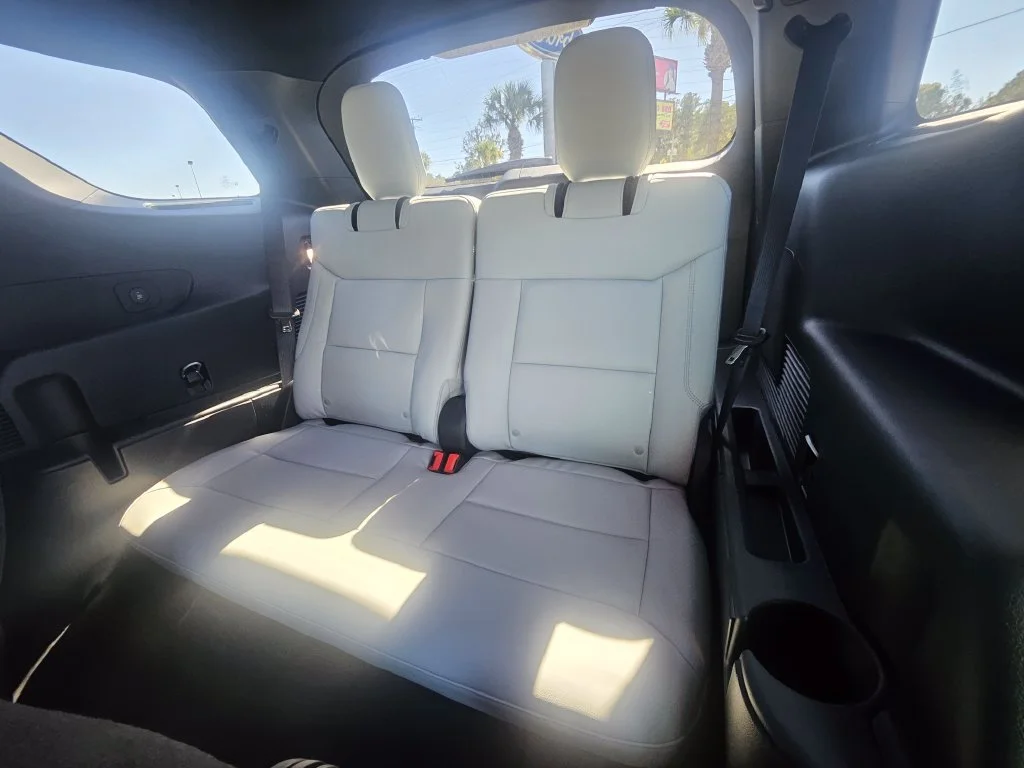 New 2027 White Ford Platinum image 15