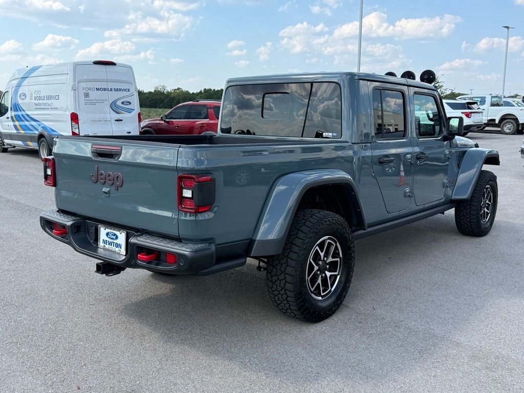 Used 2025 Gray Jeep Rubicon image 34