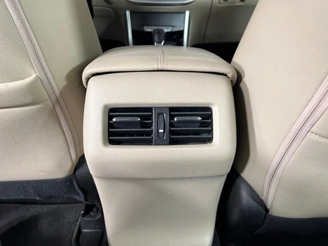 Used 2015 Champagne Frost Pearl Honda EX-L image 33