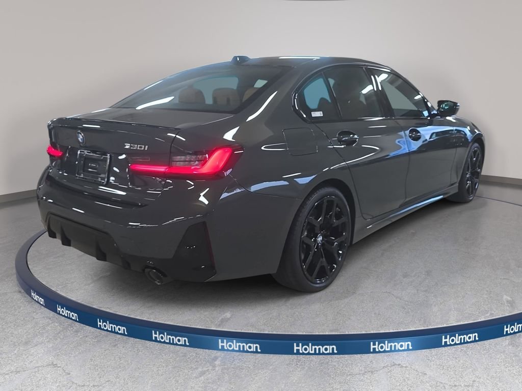New 2026 Dravit Grey Metallic BMW 330i image 4