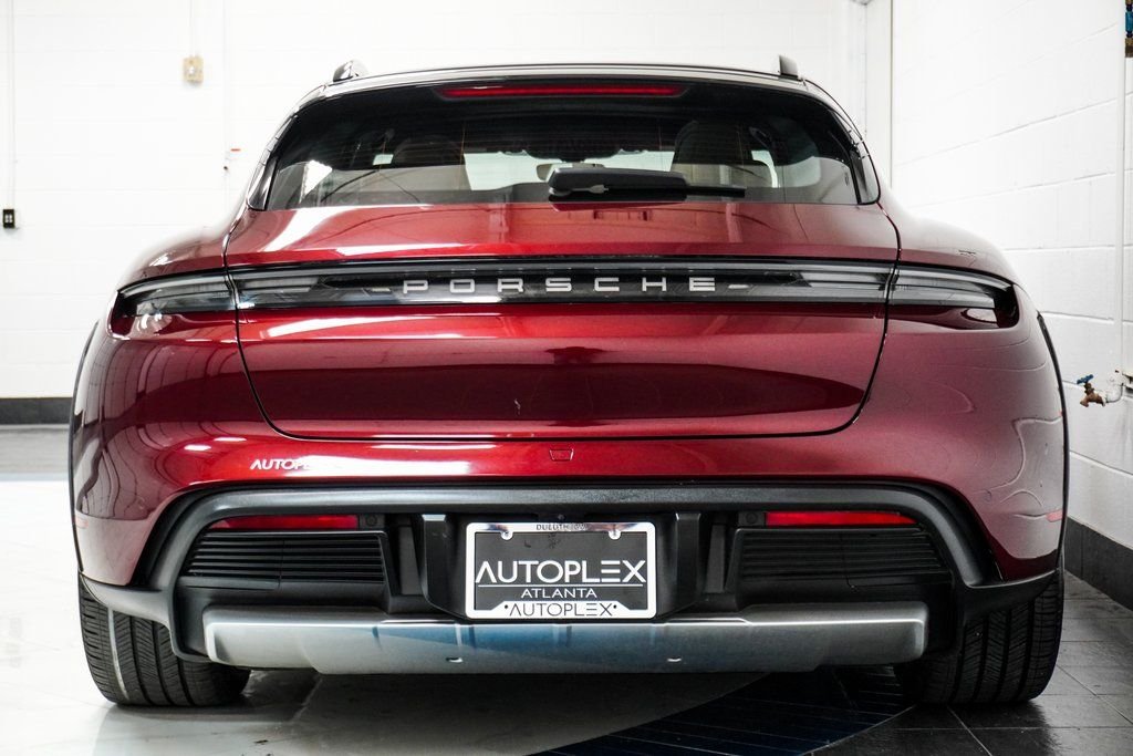 Used 2022 Red Porsche 4 image 13