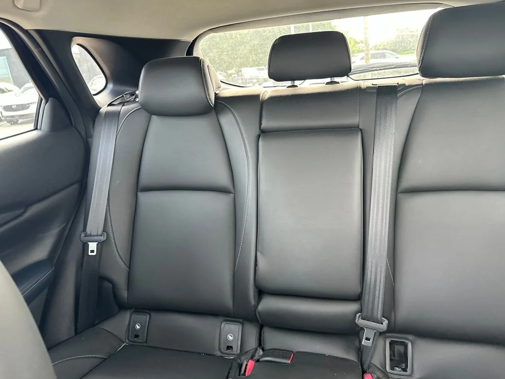 Used 2020 Blue Mazda Select image 9