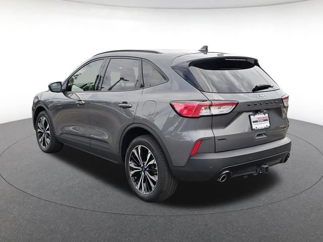 Used 2022 Gray Ford SEL image 4