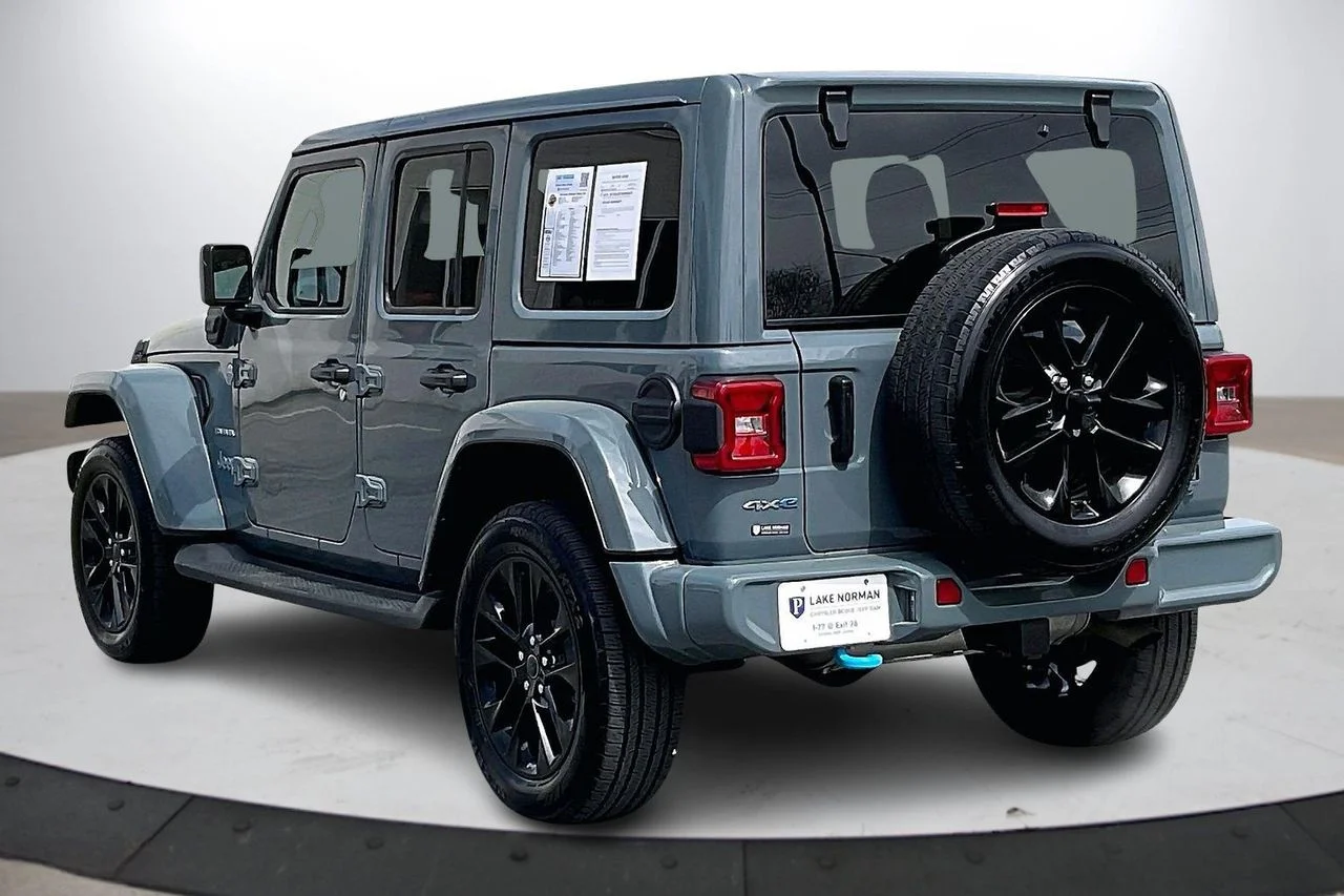Certified Used 2024 Gray Jeep Sahara 4xe image 7