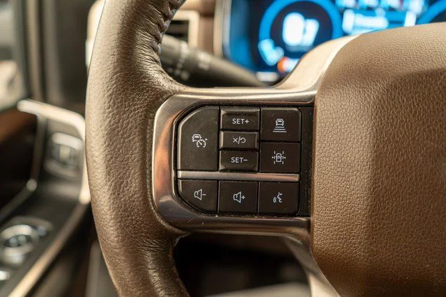 Used 2023 Red Ford King Ranch image 26