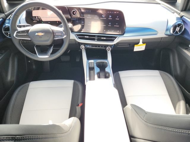 2026 Chevrolet Equinox EV 2LT - Photo 9
