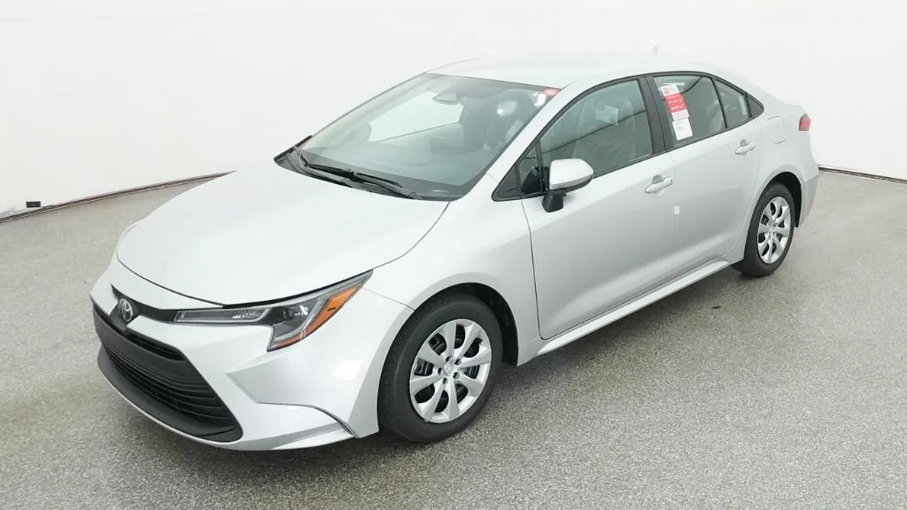 2026 Toyota Corolla LE CVT's photo