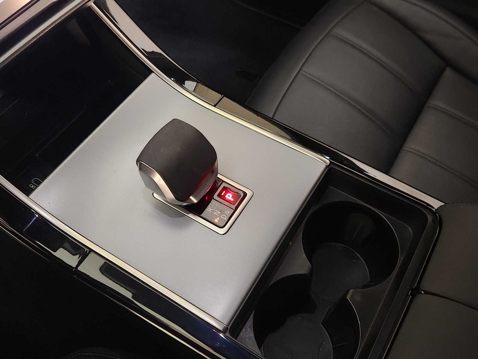 Used 2025 Fuji White Land Rover Core S - AWD image 19