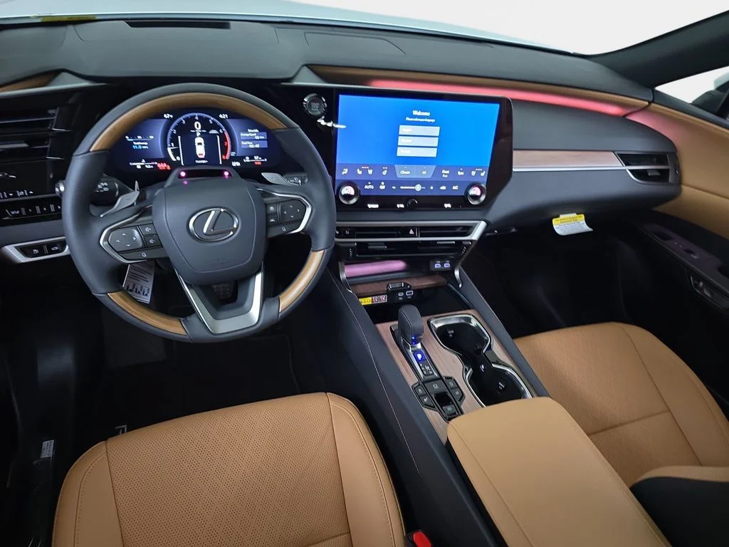 New 2026 Eminent White Pearl Lexus PREMIUM PLUS image 10