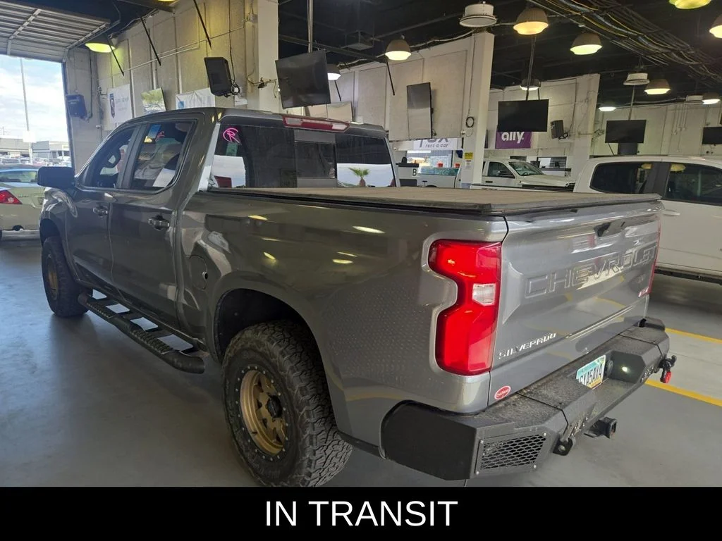 Used 2020 Gray Chevrolet RST image 2