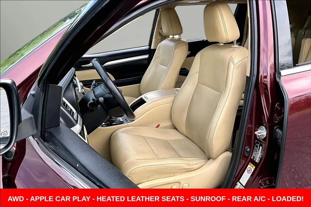Used 2019 Red Toyota XLE image 24