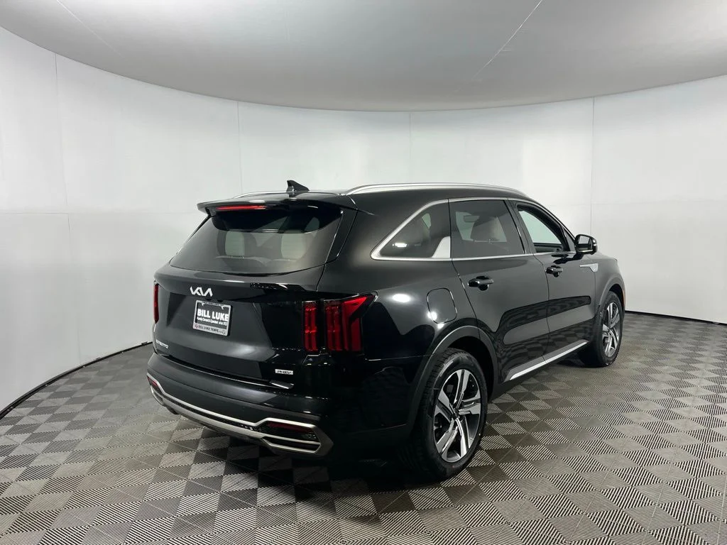 Used 2023 Black Kia SX Prestige image 7