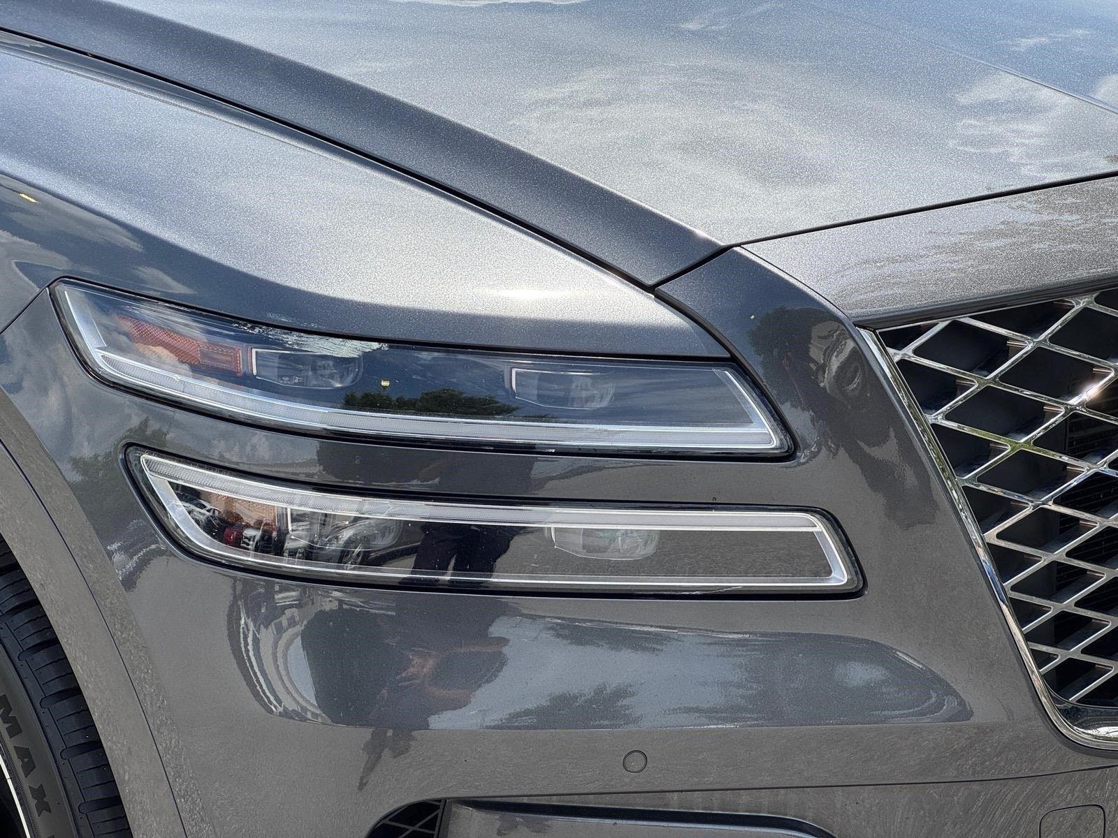 Used 2021 Himalayan Gray Genesis Advanced + image 23