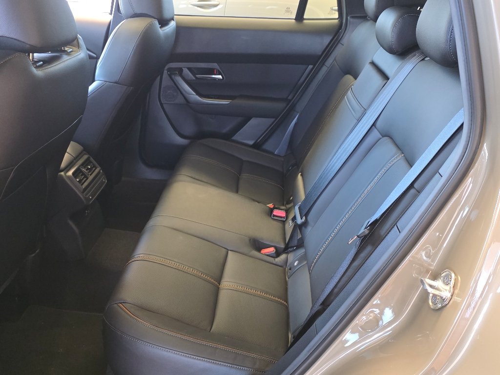 2025 Mazda CX-50 Premium Plus - Photo 10