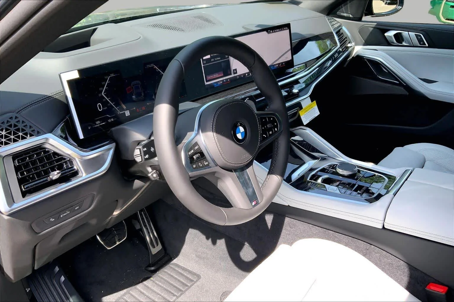 New 2027 Dravit Grey Metallic BMW xDrive40i image 8