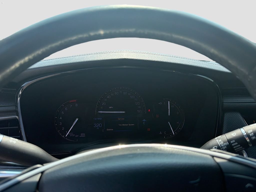 Used 2017 Silver Cadillac Luxury image 12