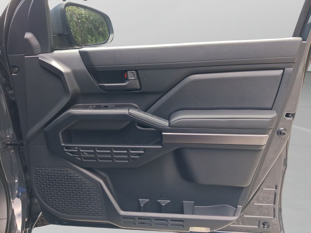 Used 2026  Toyota SR5 image 34