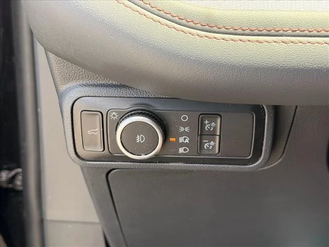 Used 2025 Agate Black FORD Active image 16