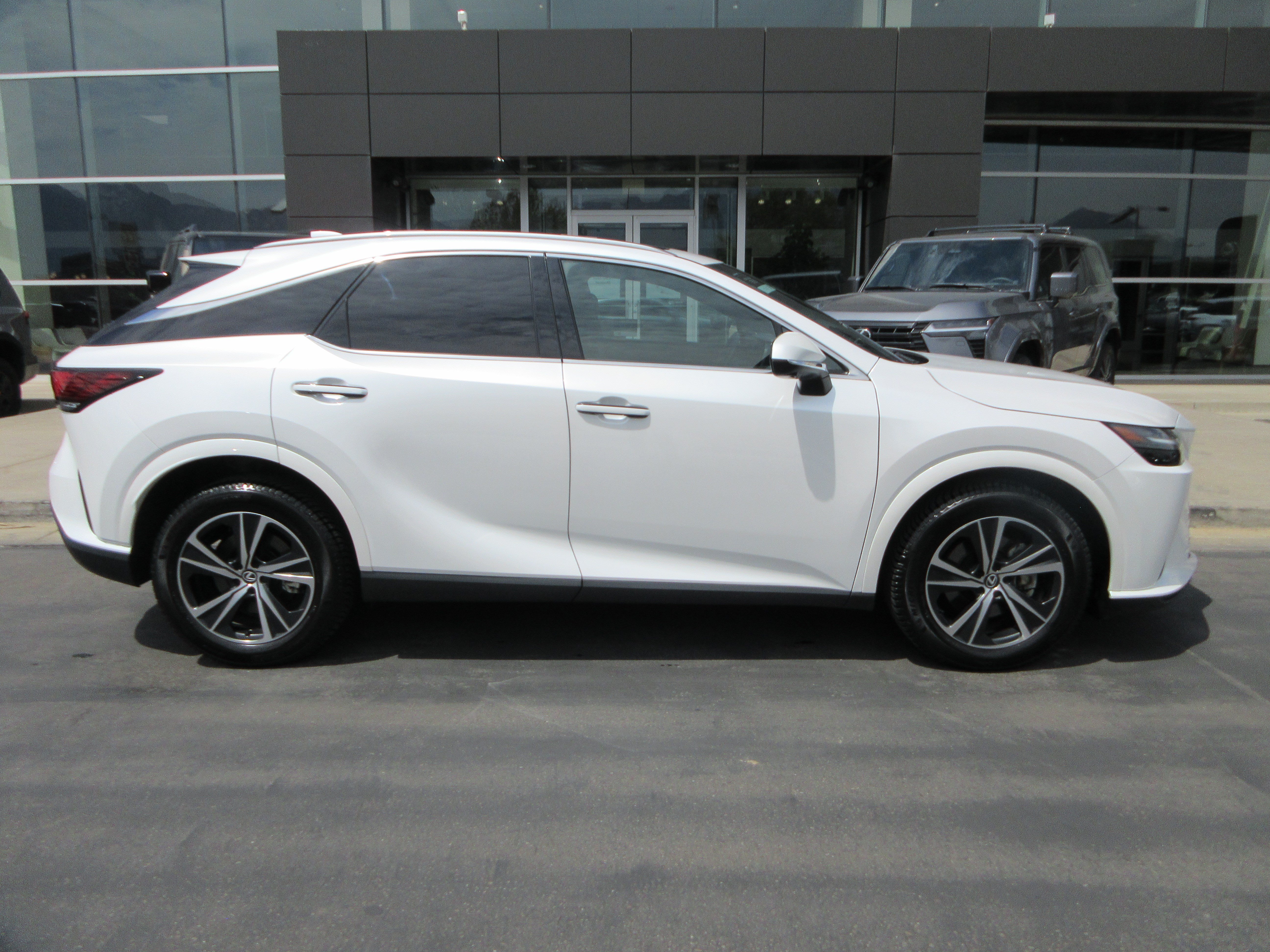 Certified Used 2024 EMINENT WHITE PEARL Lexus 350 Premium image 11