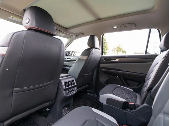 New 2026 Black Volkswagen 2.0T Peak Edition image 13