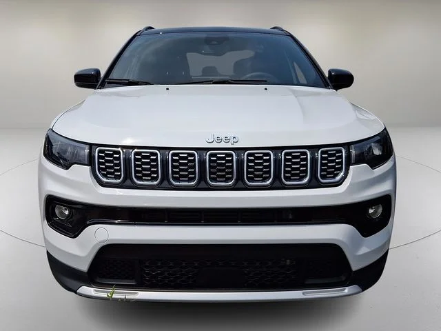 Used 2025 White Jeep Limited image 3