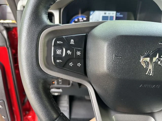 Used 2022 Red Ford Badlands image 17