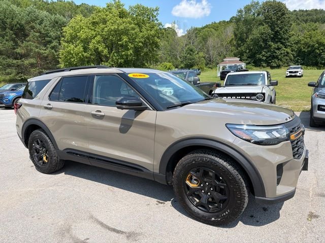 Used 2026 Gray Ford Tremor image 10