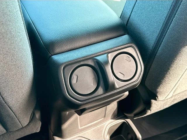 New 2026 Reign Exterior Paint Jeep Sport S image 18