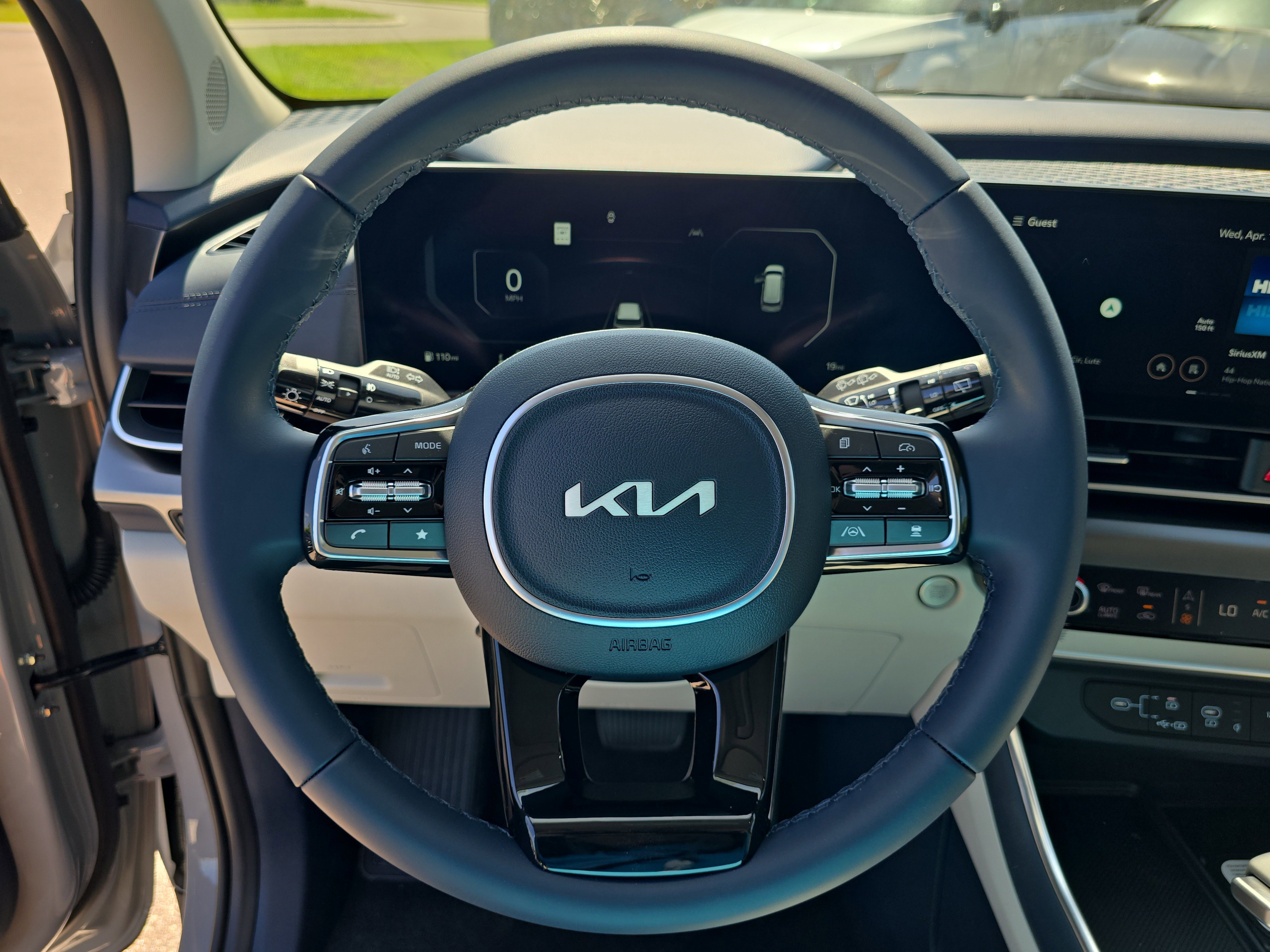 New 2026 Ceramic Silver Kia SX image 31