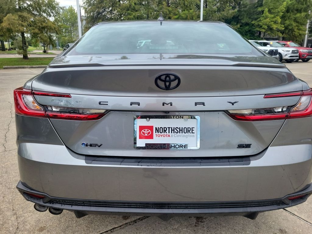 Used 2026  Toyota SE image 5