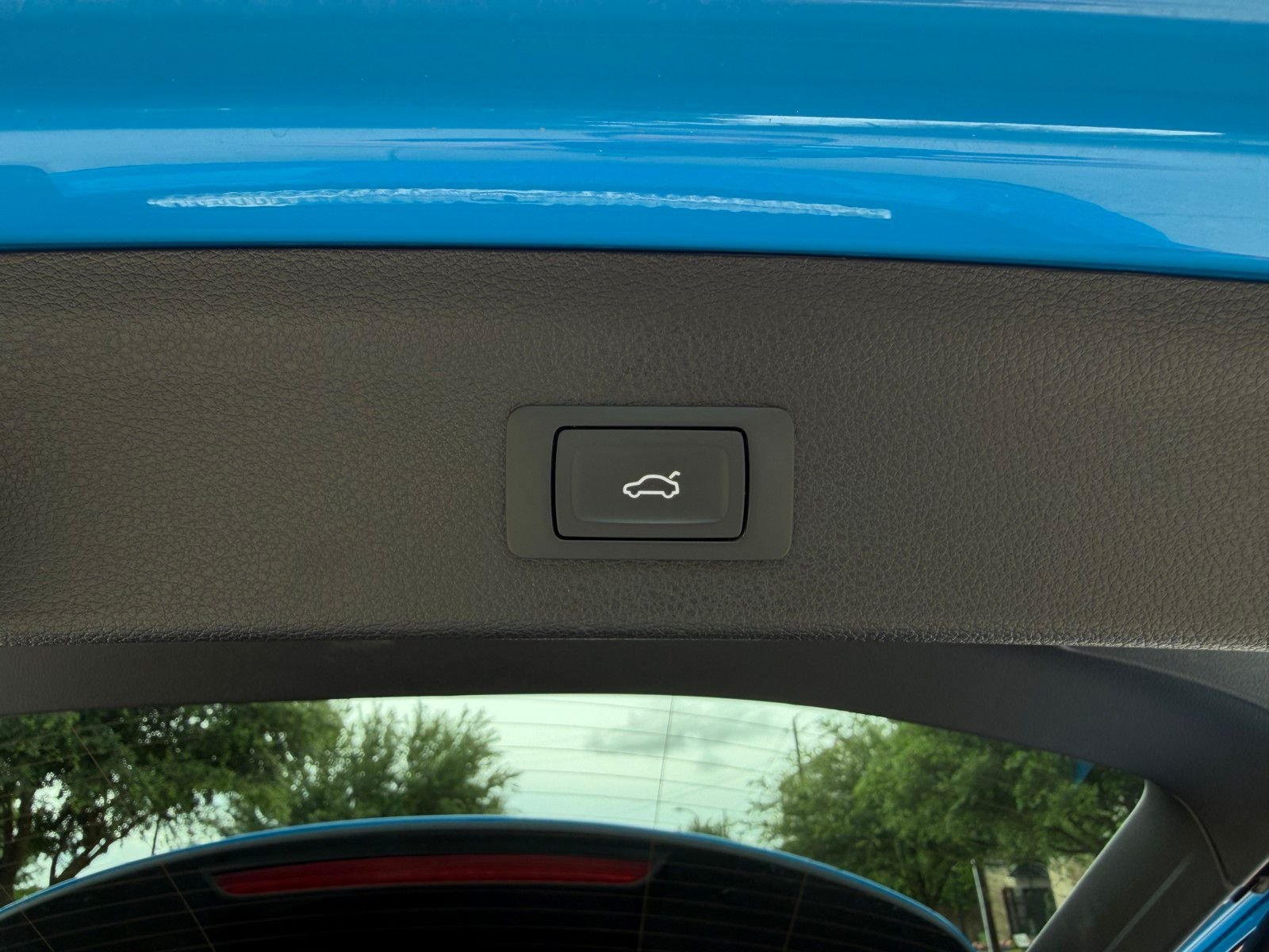 Used 2022 Blue Audi  image 18