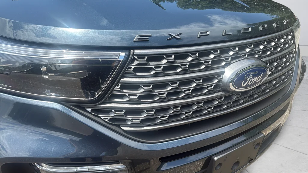 2023 Ford Explorer XLT - Photo 23