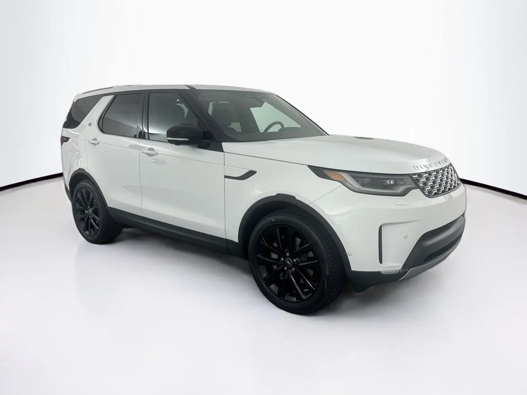 New 2026 Fuji White Land Rover S image 3