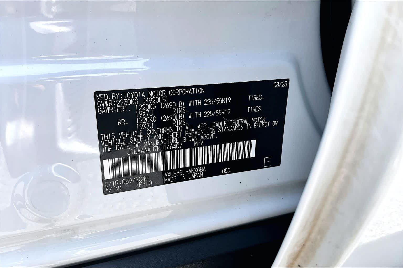 Used 2023 Wind Chill Pearl Toyota XLE image 36