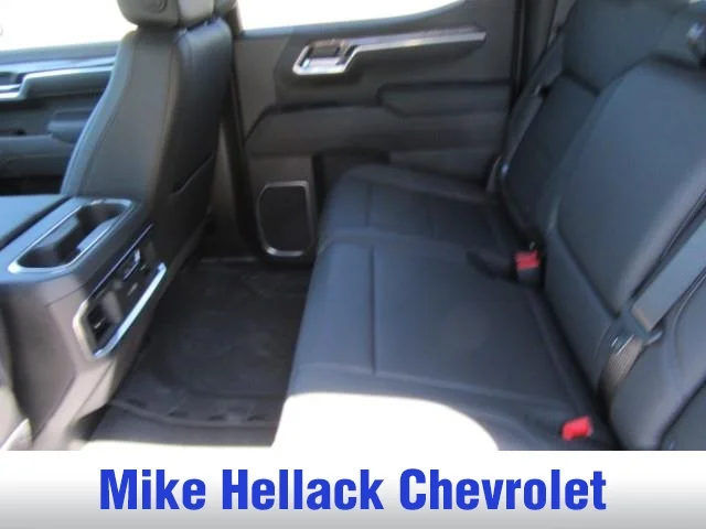 2026 Chevrolet Silverado 1500 LTZ - Photo 10