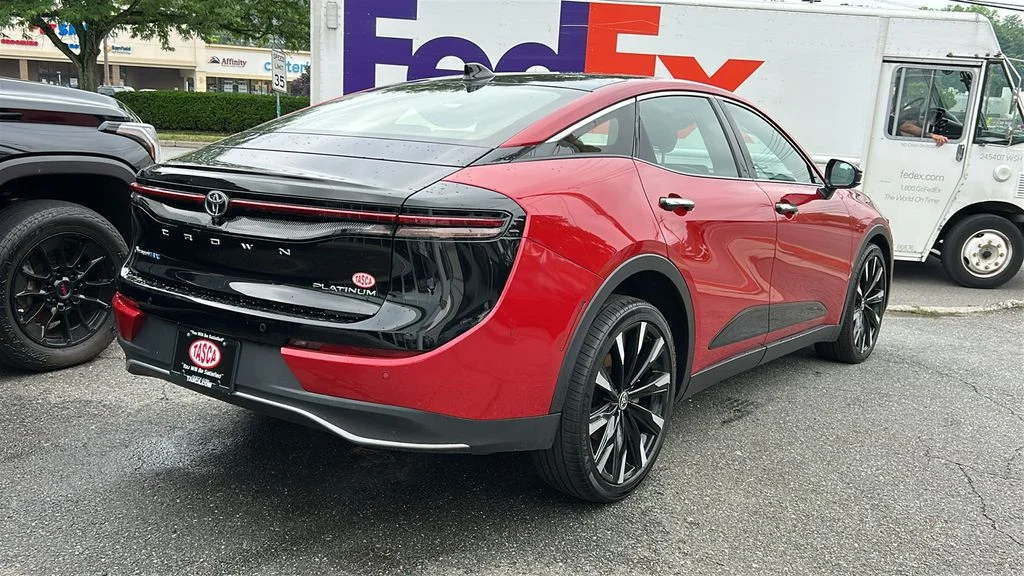 Used 2025 Red Toyota Platinum image 4
