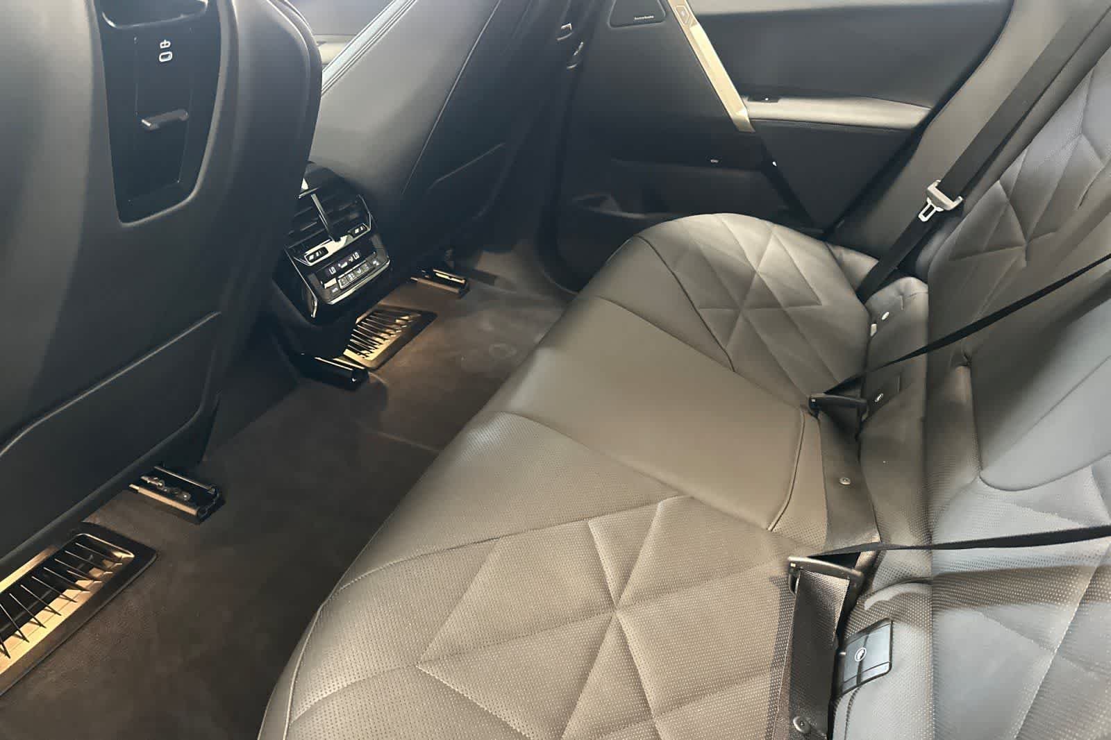 Certified Used 2024 Phytonic Blue Metallic BMW xDrive50 image 4