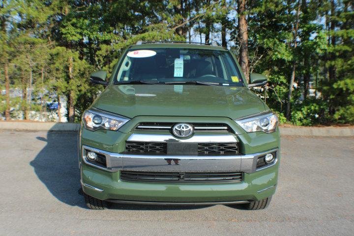 Certified Used 2022 ARMY GREEN Toyota  image 19