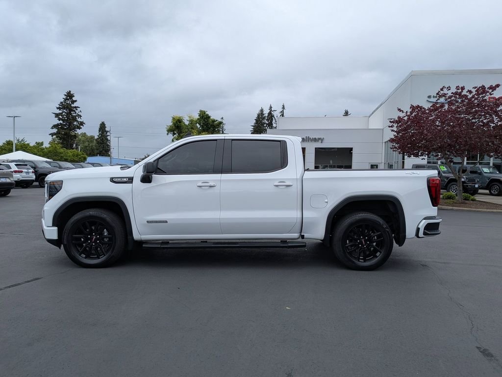 Used 2024 White GMC Elevation image 3