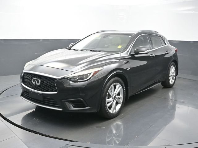 Used 2019 Black INFINITI LUXE image 3
