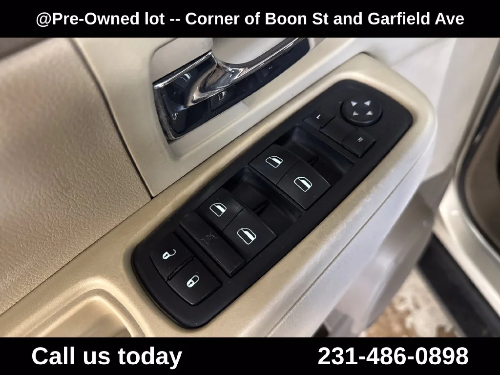 Used 2009 Gray Jeep Sport image 16